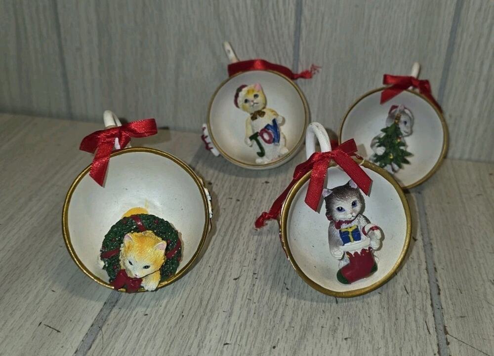 Vtg Cat Kitten In Tea / Coffee Cup Christmas Ornament Resin Set Of 4 Holiday